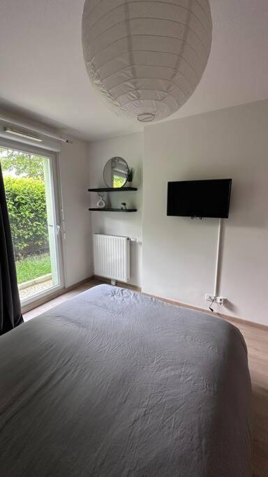 Appartement A Fleury-Merogis Proche De Paris Экстерьер фото